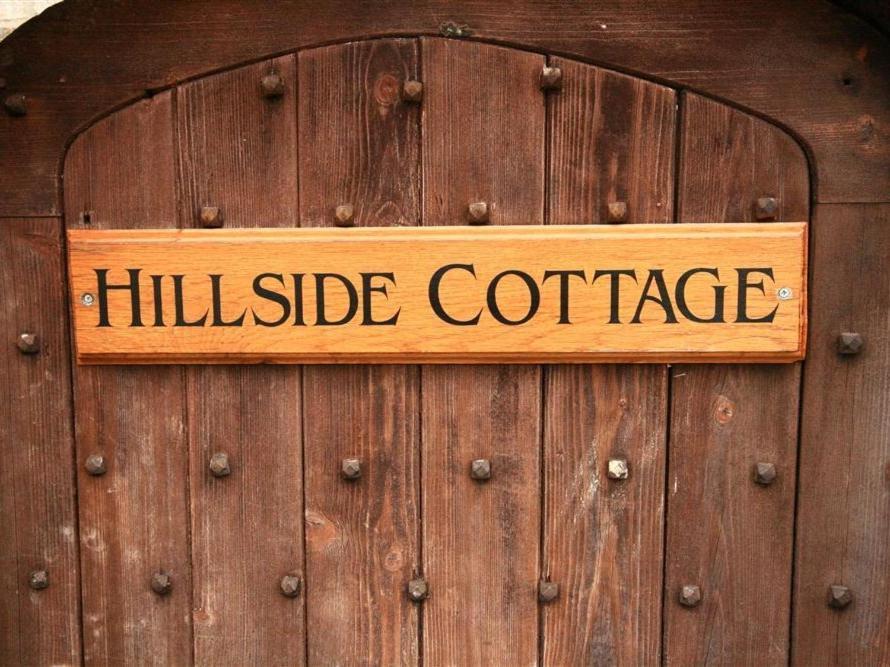 Hillside Cottage Burford Exterior photo