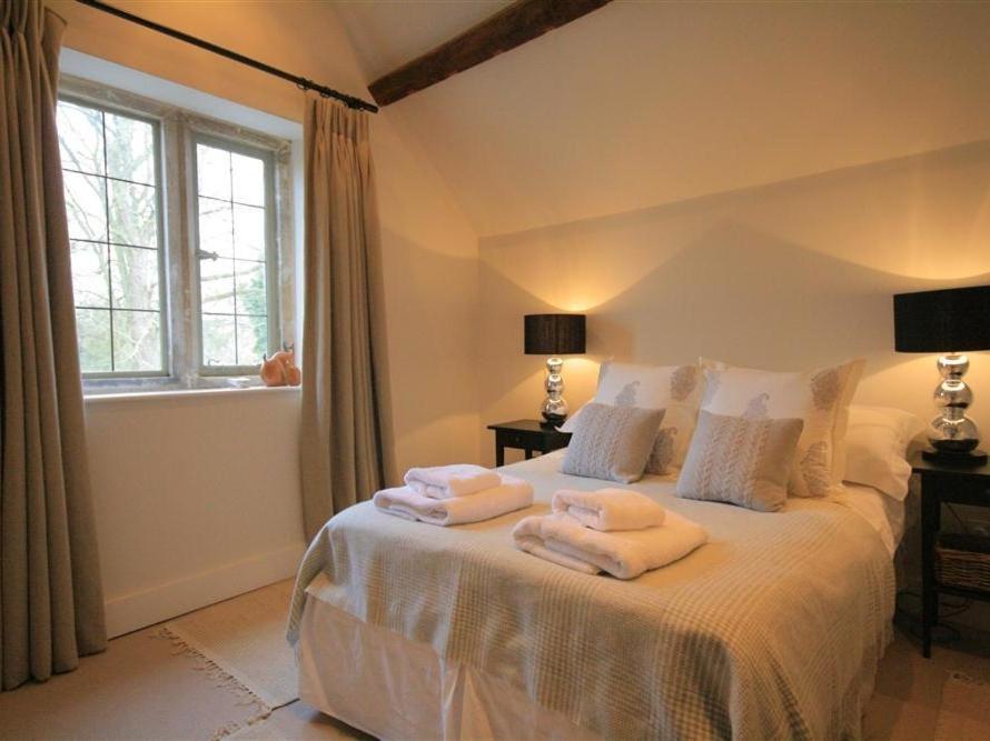 Hillside Cottage Burford Exterior photo